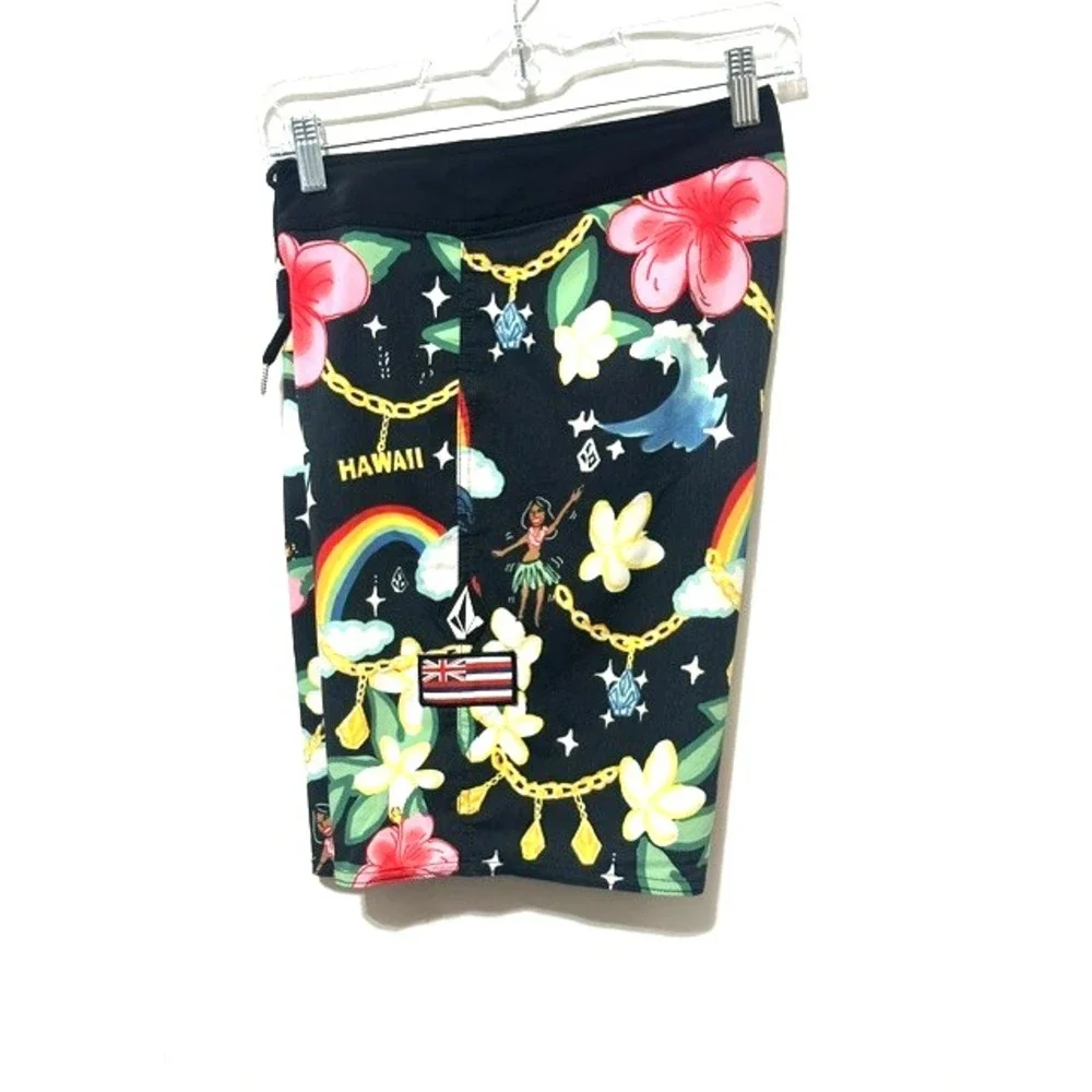 Volcom Men's Size 30 Black Multicolor Hawaiian Print Mod Tech Board Shorts